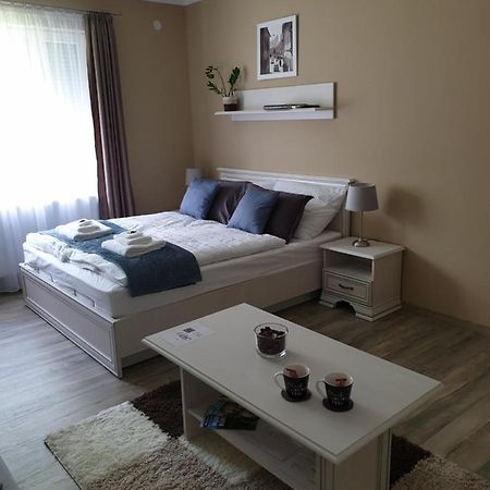Royal Apartman Eger Exterior foto